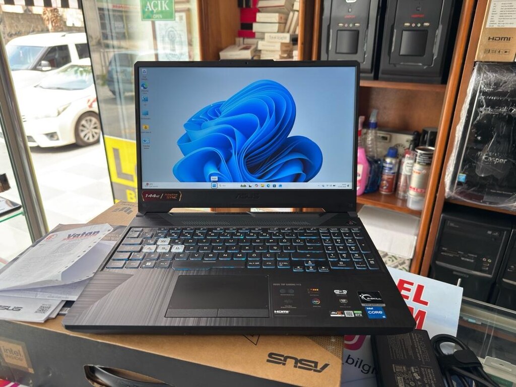 ASUS TUF F15 İ5 11400H 16/512/RTX 3050 OYUN CANAVARI - 7