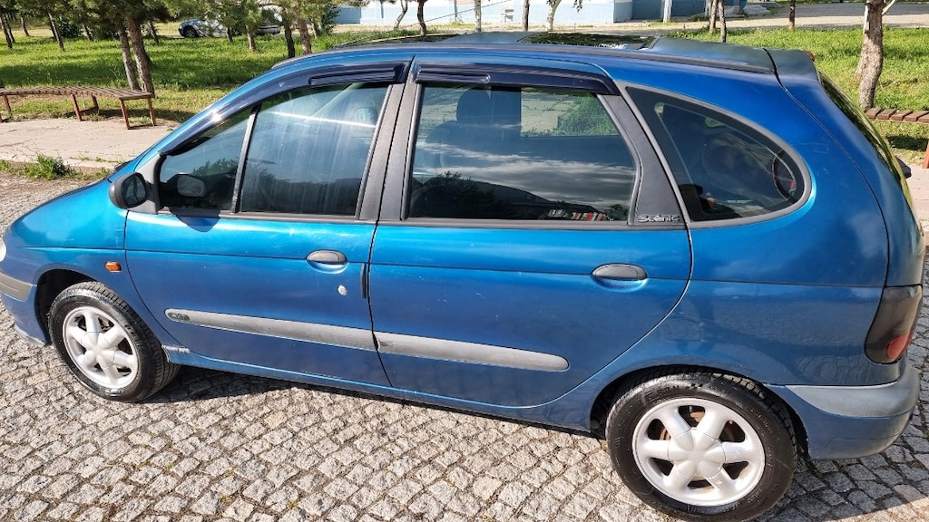 Renault Megane Scenic 1 2.0 otomatik vites - 10