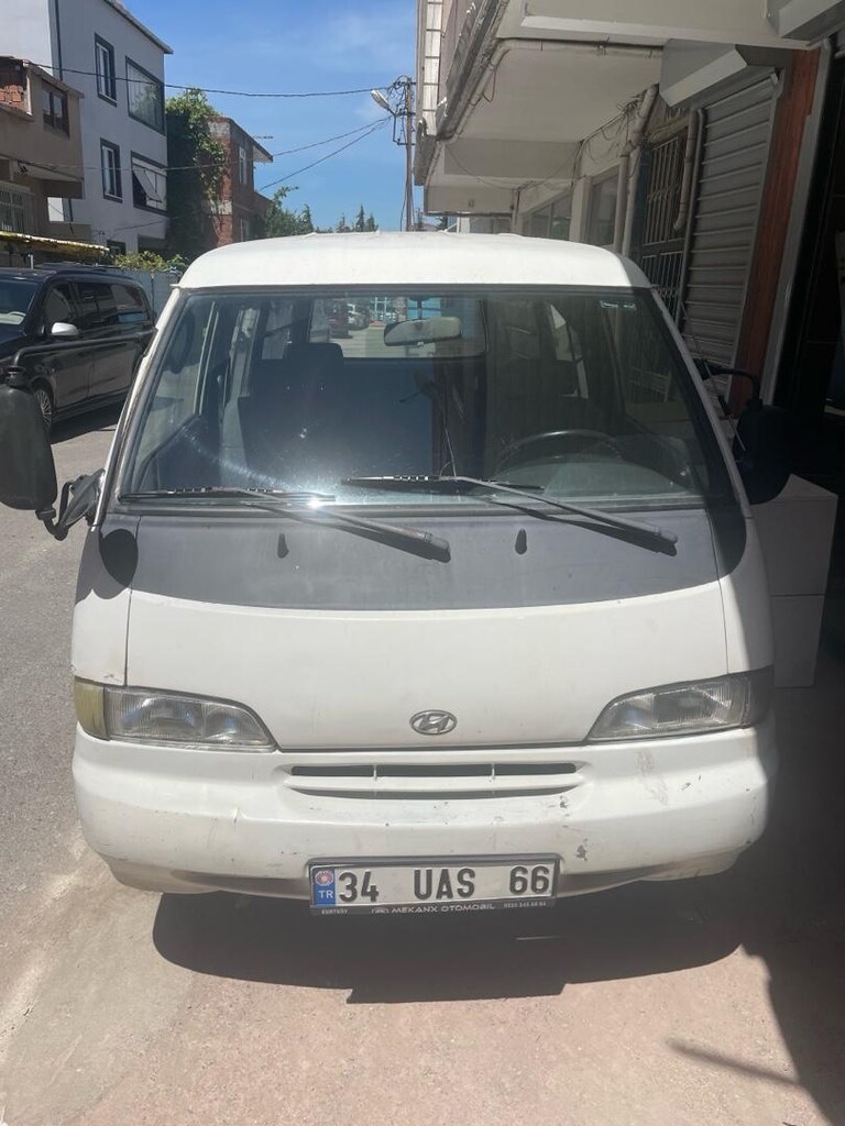 Hyundai H-100
