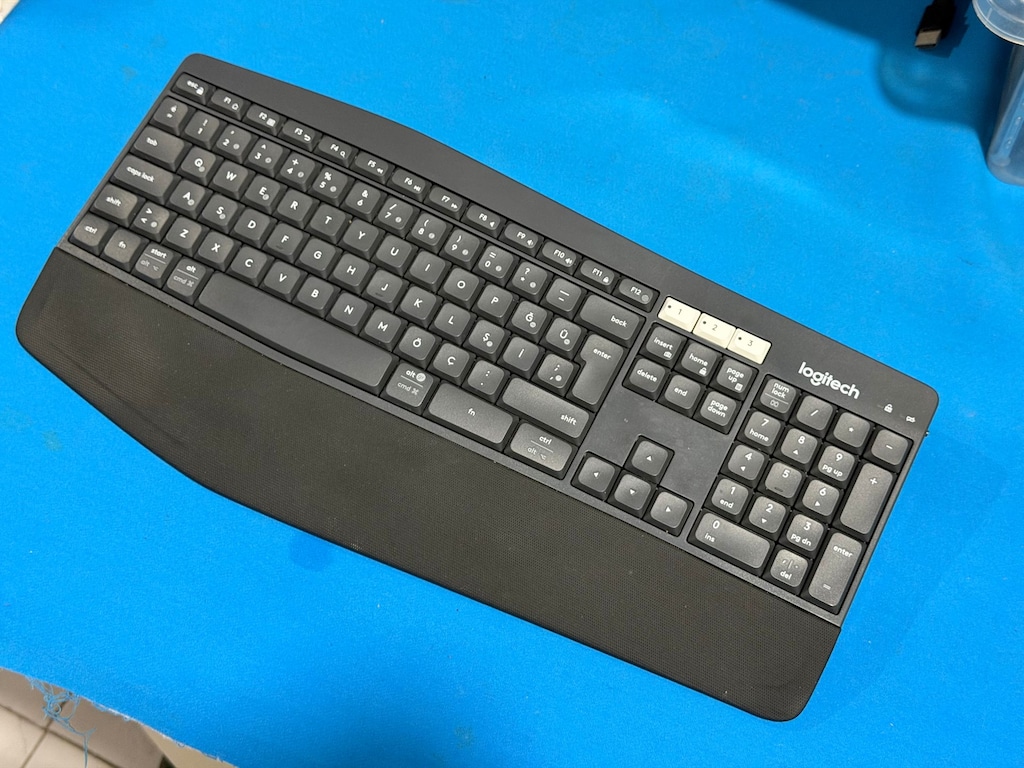 Logitech K850 Çoklu Cihaz Kablosuz Bluetooth Klavye - 4
