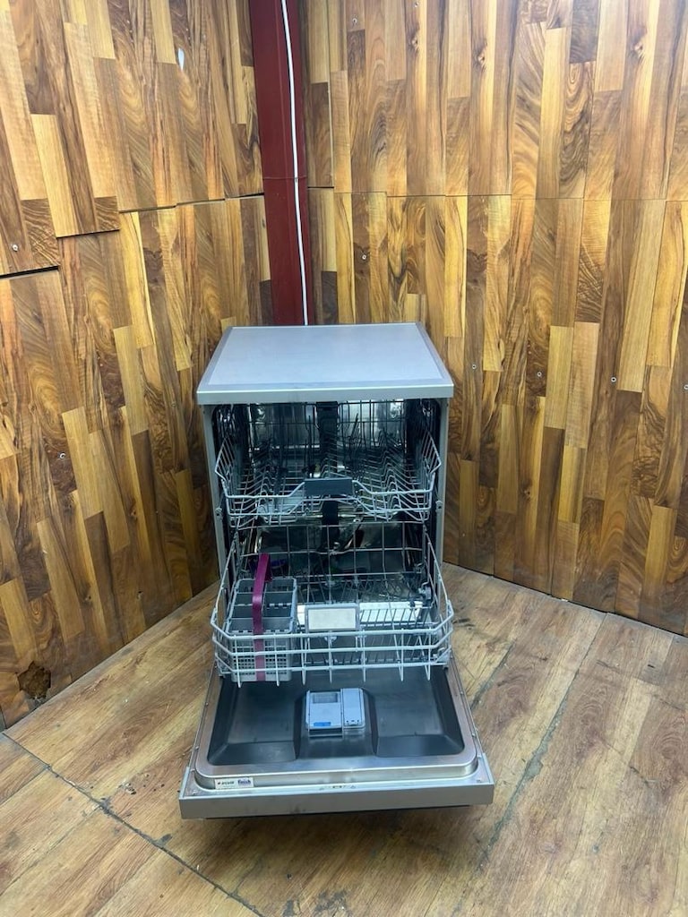Arçelik bulaşık makinesi piyano modeli 8 pırogram sıfır ayarında - 3