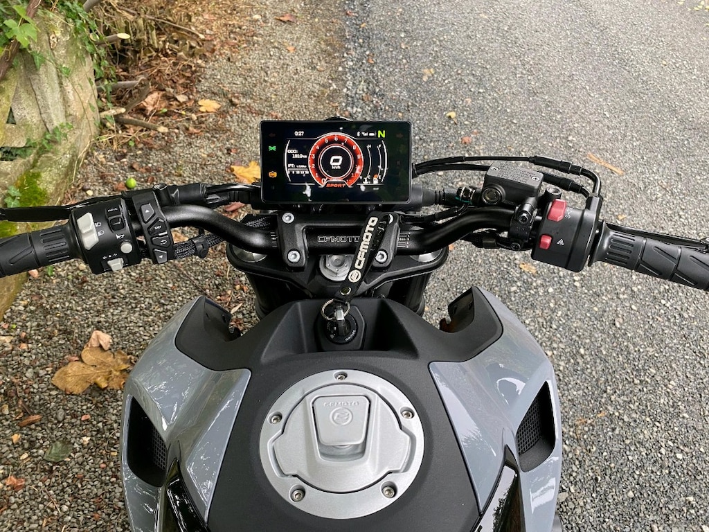 CF MOTO 250 NK - 4