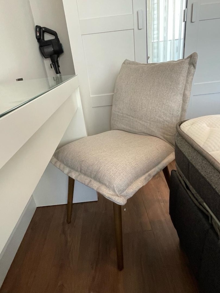 ikea makyaj masası, aynası ve sandalyesi takım - 5