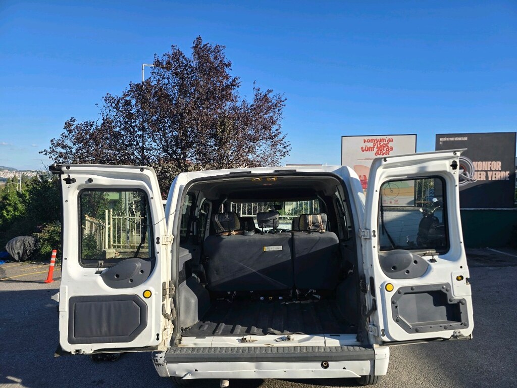 sahibinden 90'lık Connect, motor yürüyen sorunsuz, 190.000 km orijinal - 10