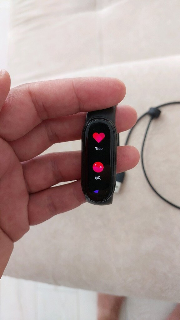 Xiaomi Mi Band 6 - 7