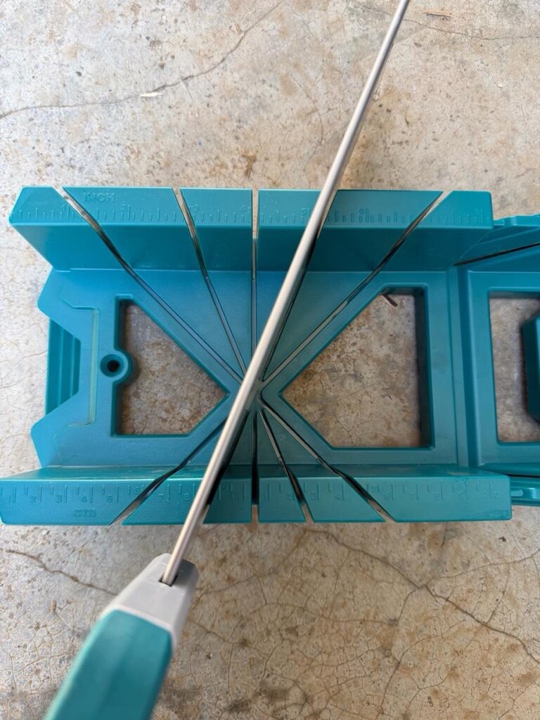Total Açılı Kesme Testeresi 300mm - 5