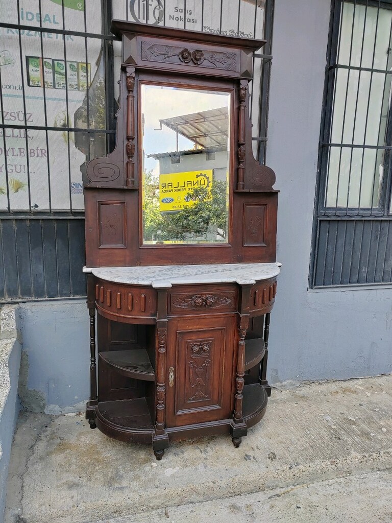 Asırlık antika Dresuar - 2