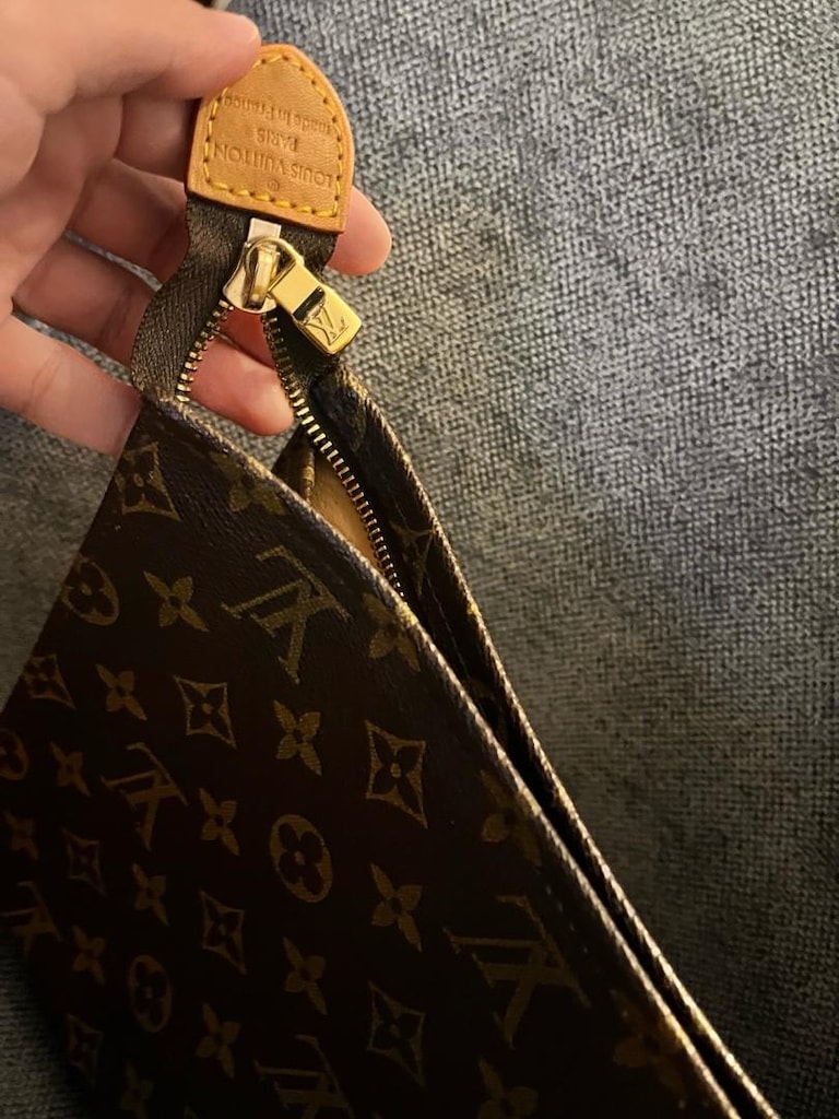 Louis Vuitton - 7