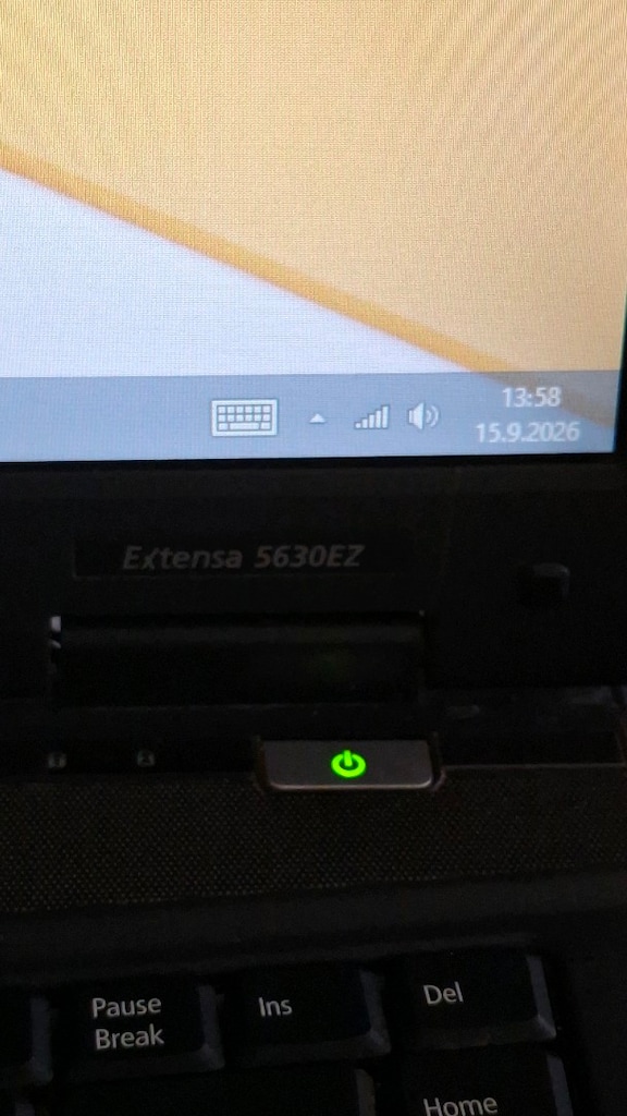 Öğrenci ve genç nesil için ofis ders müzik vs. İşler için acer leptopu - 9