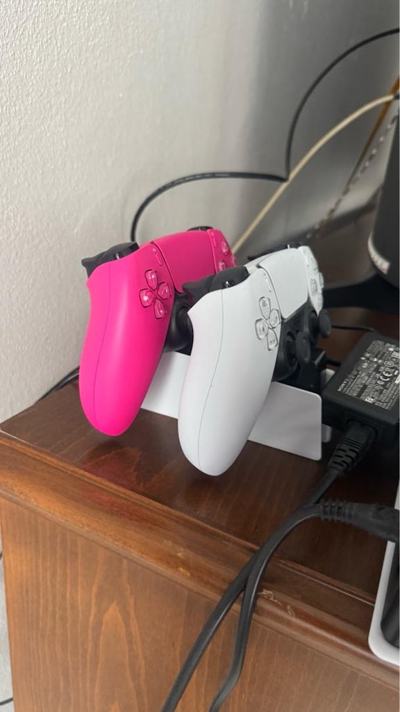 playstation 5 - 4