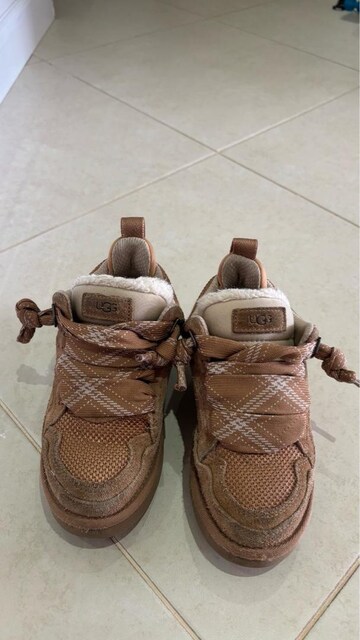 UGG Çocuk botu 36 numara