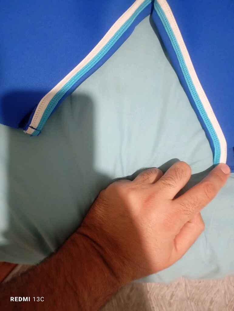 termal sauna şort iki yerinde küçük defo var engel değil - 2