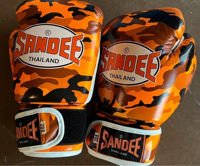 San Dee Çocuk Boks Eldiveni 6 oz (4–7 yaş)