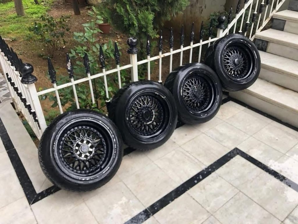 SİYAH BBS RS 1 ÇELİKJANT LASTİK TAKIMI 2.ADET STARMAX 195.50.15 2.ADET - 9