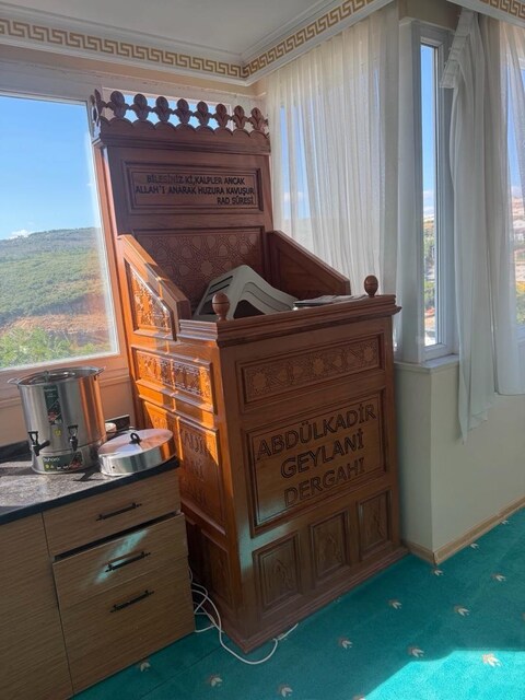 KÜRSÜ SIFIR HİÇ KULLANILMADI