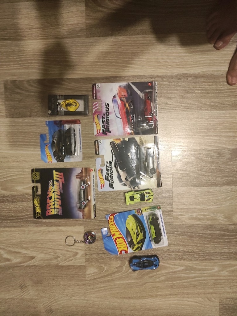Hot wheels - 2