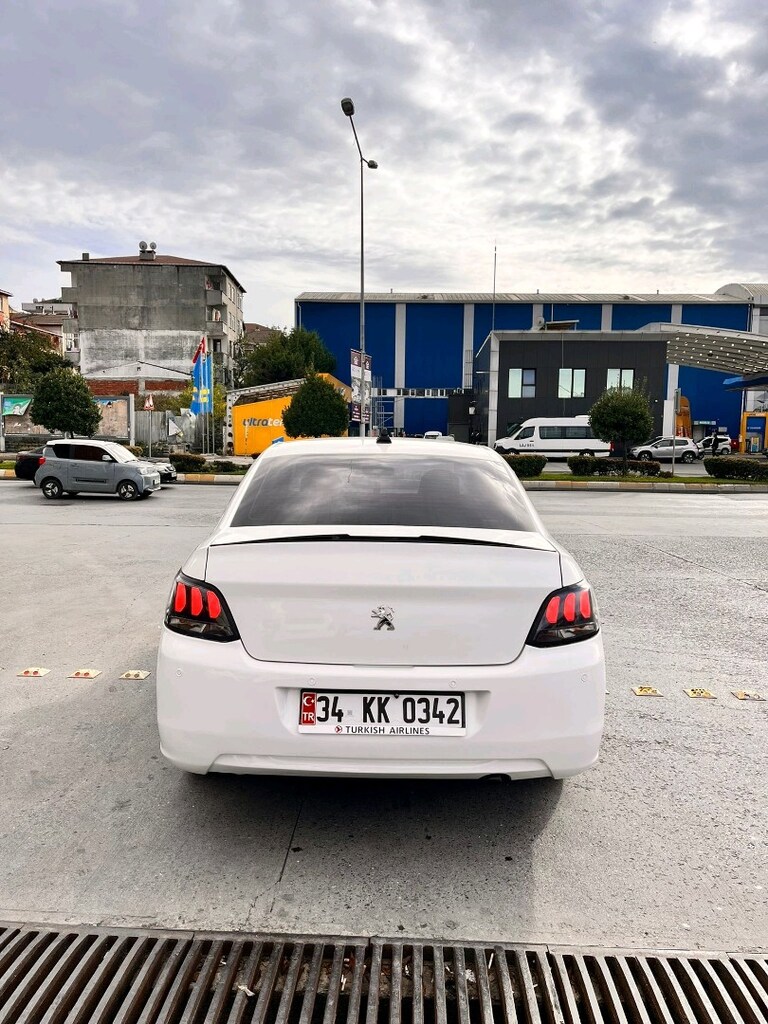 Peugeot 301 - 5