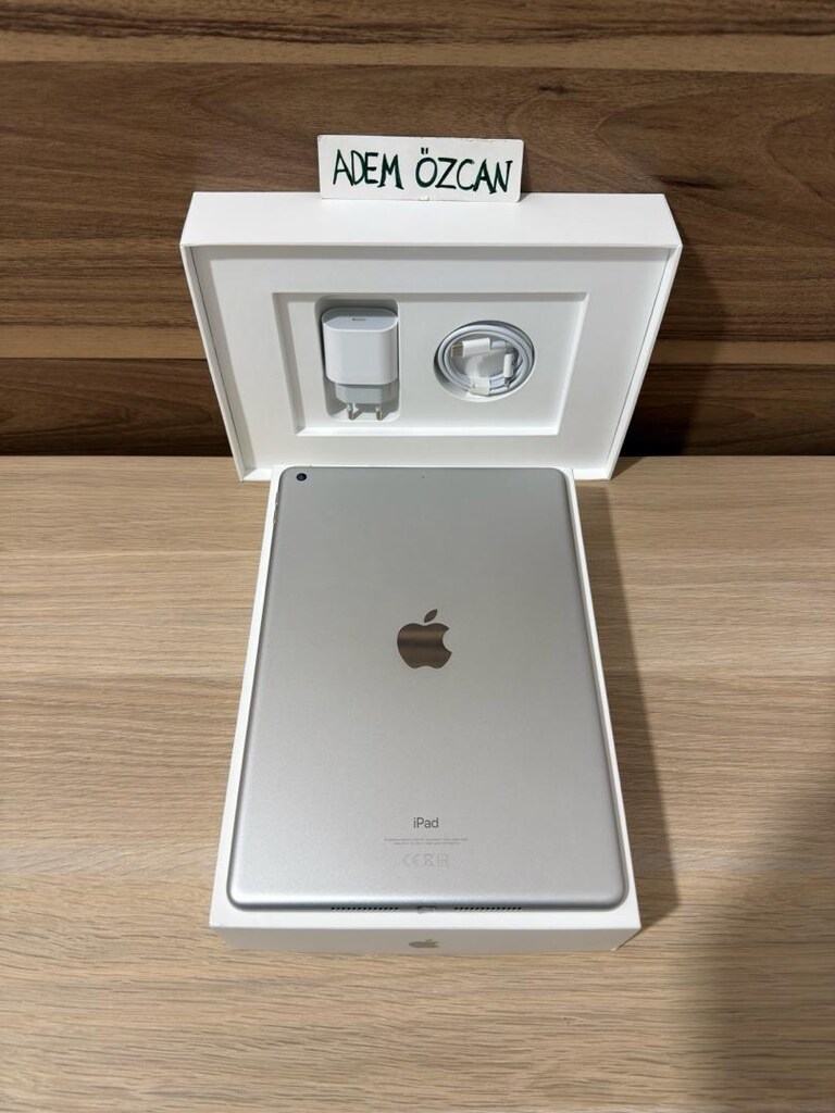 iPad 9 / 64 GB / Apple Pencil 1 - 4