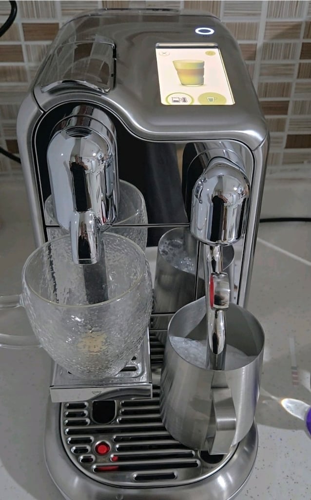 SIFIR AYARINDA NESPRESSO CREATİSTA PRO KAHVE MAKİNASI - 2