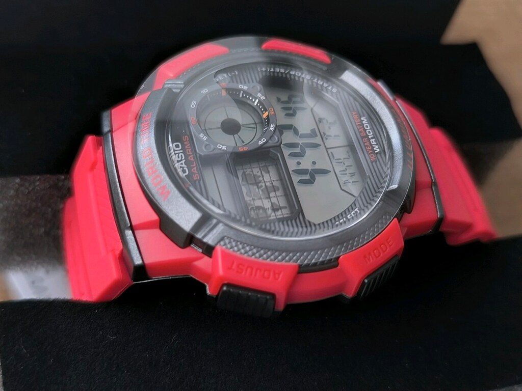 Casio Dünya Saatli Dijital Spor Kol Saati - 7