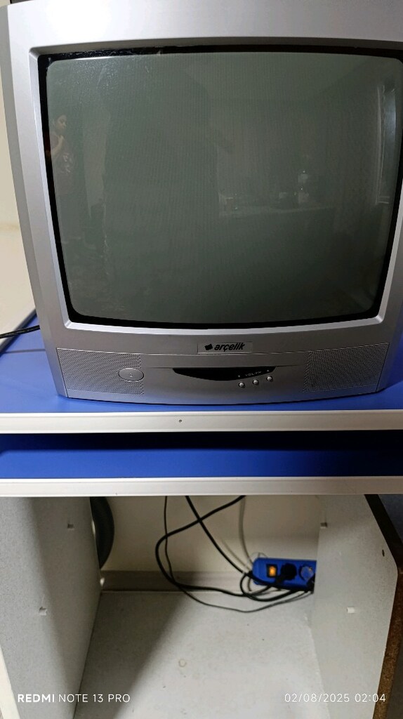 ARÇELİK 37 EKRAN ÇOK TEMİZ ÇİZİKSİZ - 3