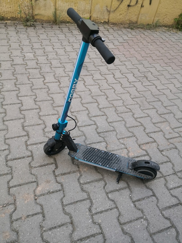 Corby çocuk elektrikli scooter - 3