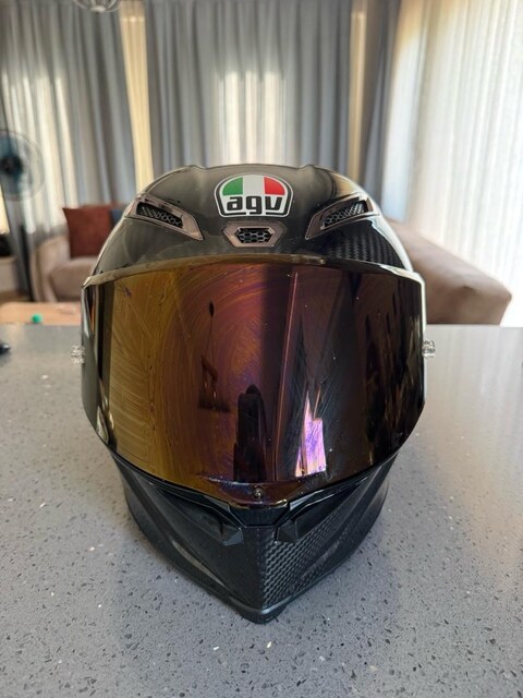 Agv Pista GP RR Mono Glossy Carbon Kapalı Kask