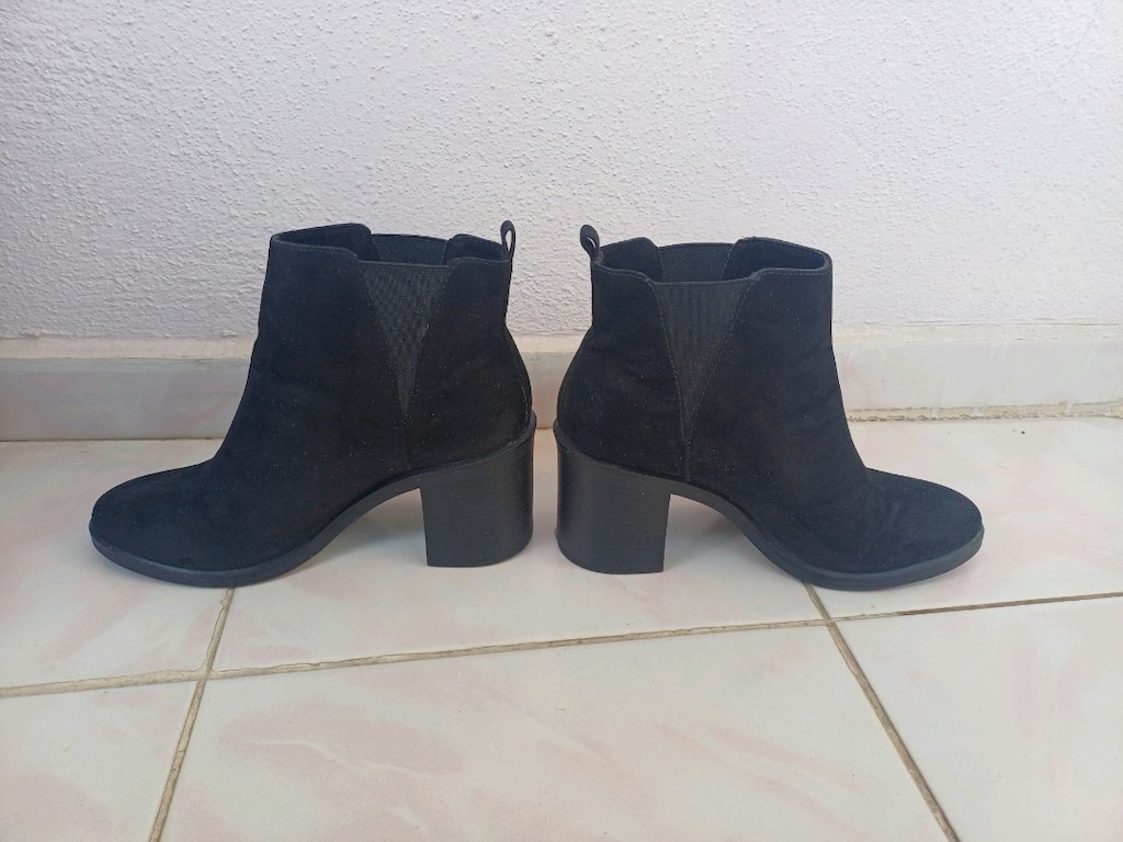 stradivarius siyah 37 süet topuklu kadın bot(PATRON ÇILDIRDI)
