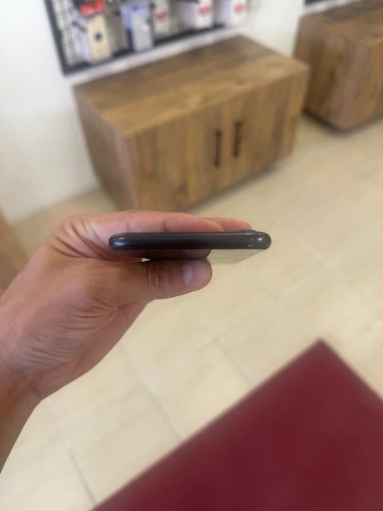 İphone 7 Siyah 32GB - 6