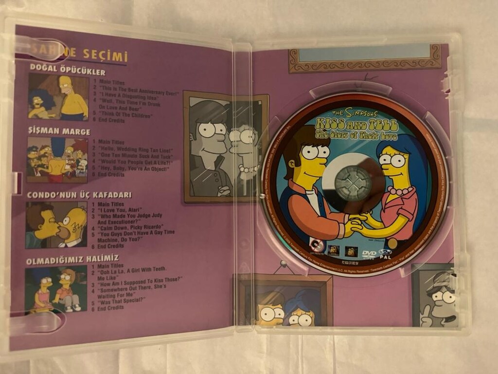The Simpsons Kiss and Tell DVD - 2