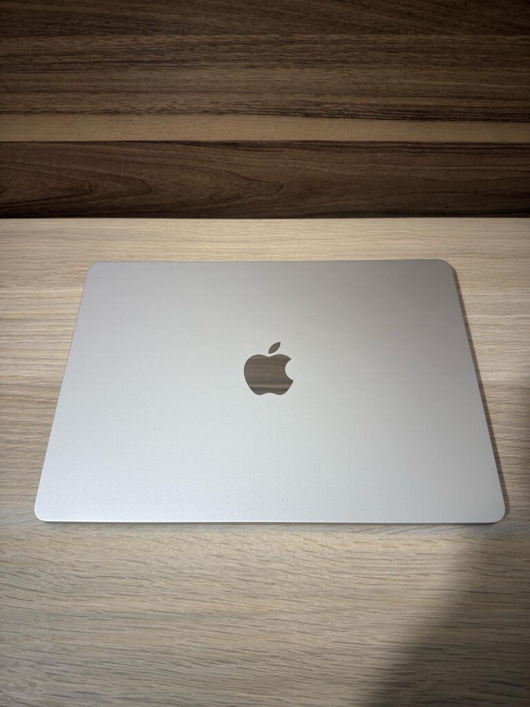MacBook Air / M4 / 13 inç / 24 GB Ram / 512 GB Ssd - 8