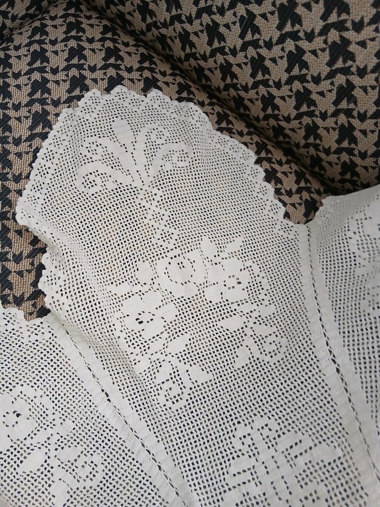 Dantel Masa Örtüsü - 3