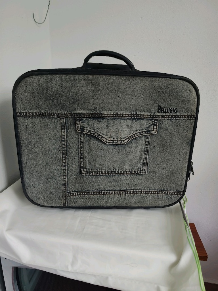 Kabin tipi Kot tekerlekli valiz 20*48*38 ölçülerinde sağlam sorunsuz