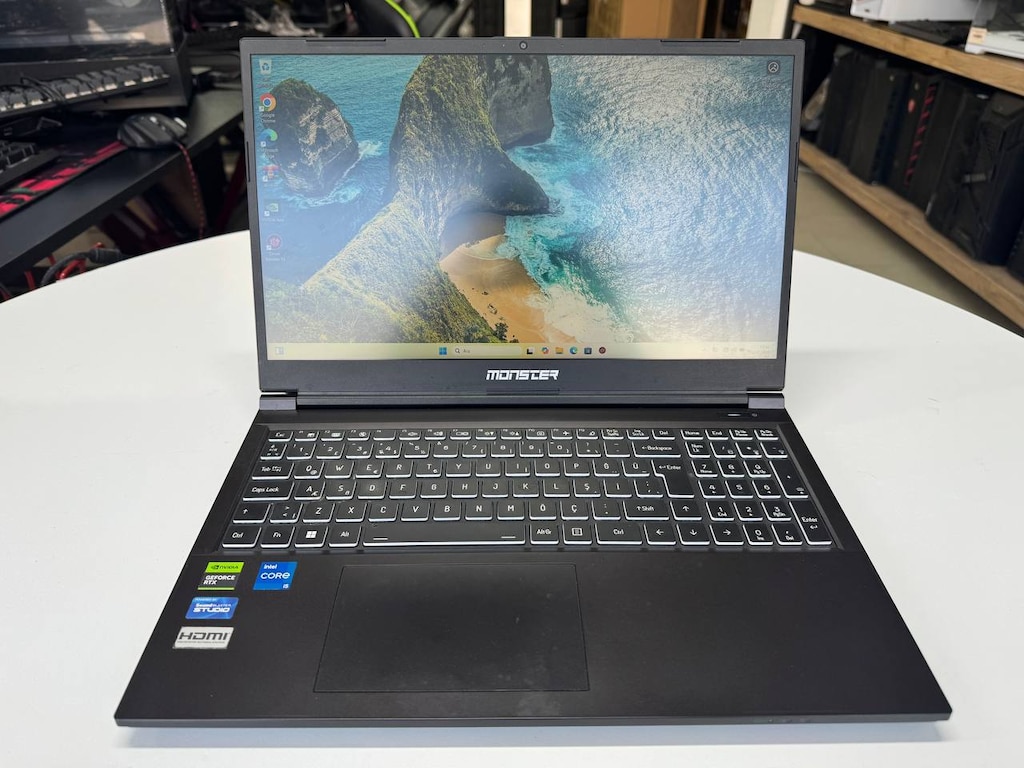 MONSTER LAPTOP *İ5 12450H *16GB RAM *512GB SSD *RTX 4060 6GB - 2