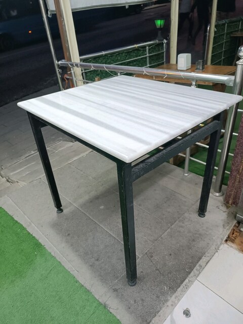 MERMER TEZGAH MASA 80*90 EBATLARINDA PROFİL AYAK SAĞLAM 140*80 DE VAR.