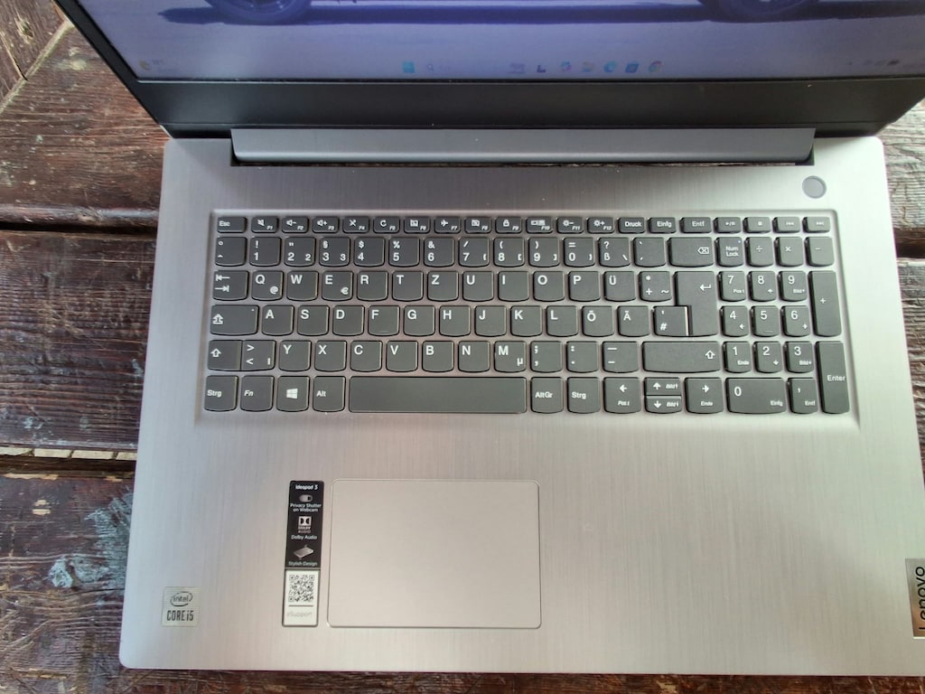 17.3" Büyük Ekran Lenovo IdeaPad - Intel i5 10.Nesil - 3