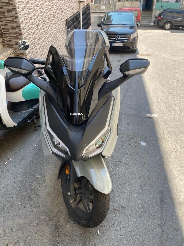 çok temiz honda forza 250 araba alacağım için satılıktır