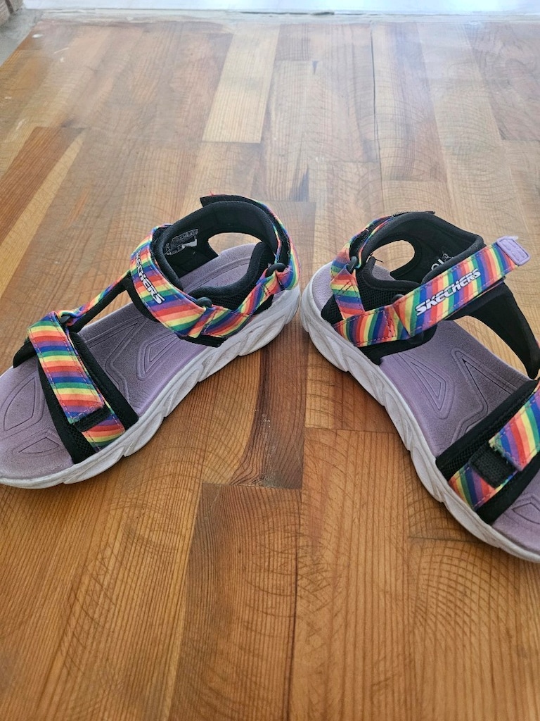 Skechers ışıklı sandalet - 3