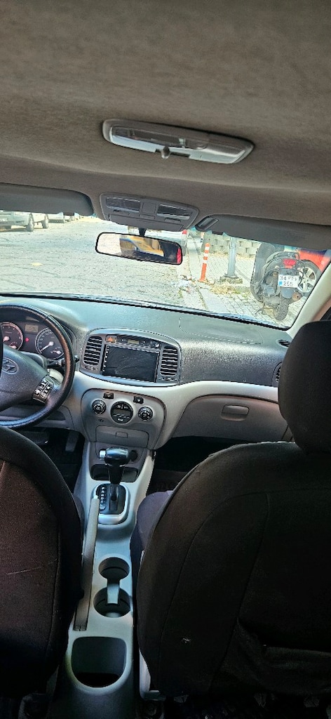 2010 MODEL HYUNDAİ ACCENT ERA OTOMATİK VİTES 143 bin kmde ağır hasarlı - 6