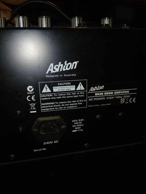 ASHTON DA30 Davul Amplisi
