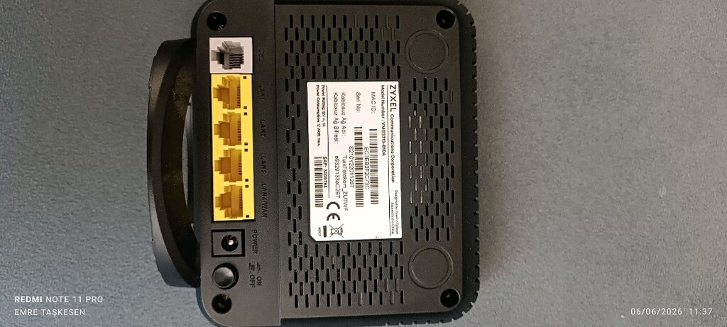 ZYXEL modem - 2