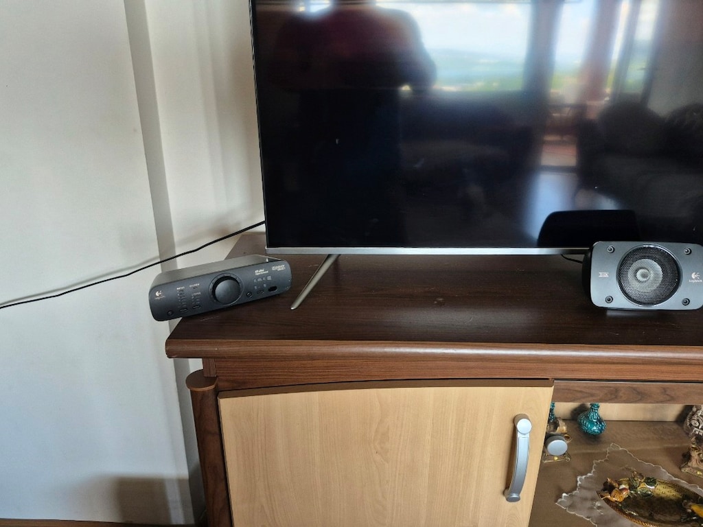 Logitech Z906 5.1 Surround Ses Sistemi' - 2
