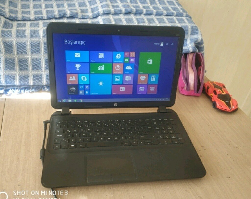 hp slım kasa Bluetooth özellikli 4 GB rem temiz laptop - 2
