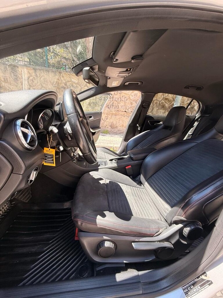 MERCEDES GLA 180CDI AMG 2015 - 15