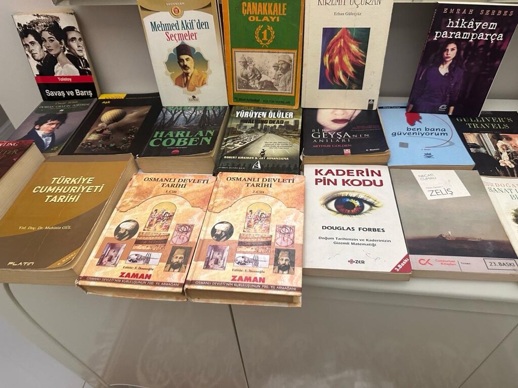 Kitaplar tek tek seçebilirsiniz hepsinin fiyatı farklı fiyat temsilidi - 2