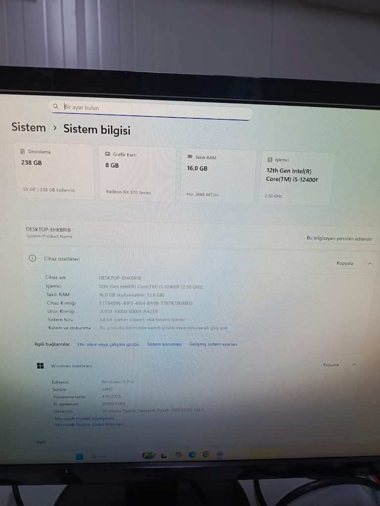 İ5 12400F İŞLEMCİ + 16GB RAM + 8GB EKRAN KARTI - 11