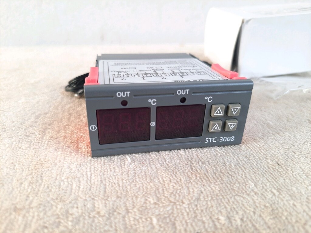 STC-3008 TERMOSTAT ÇİFT EKRANLI 220V 10A - 4