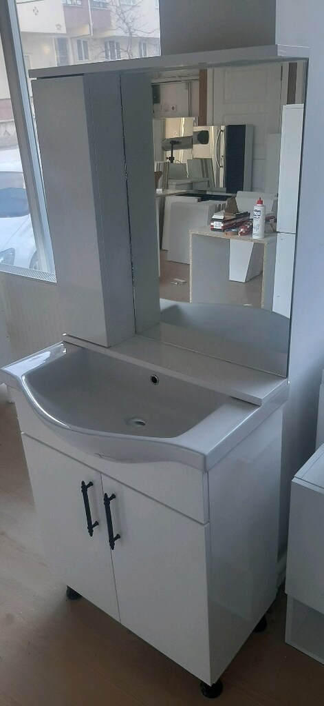 BANYO DOLABI SETI - 11