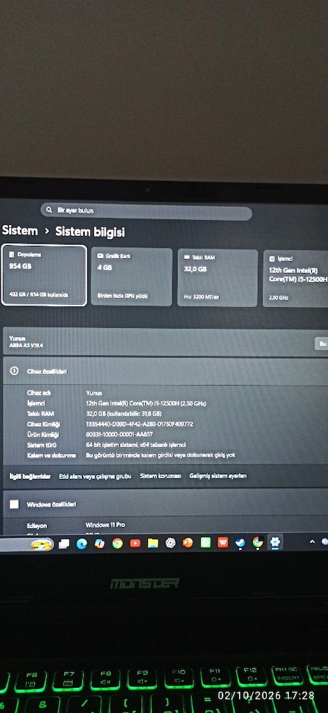 Monster Abra Laptop 1 TB SSD 32 GB Ram - 3