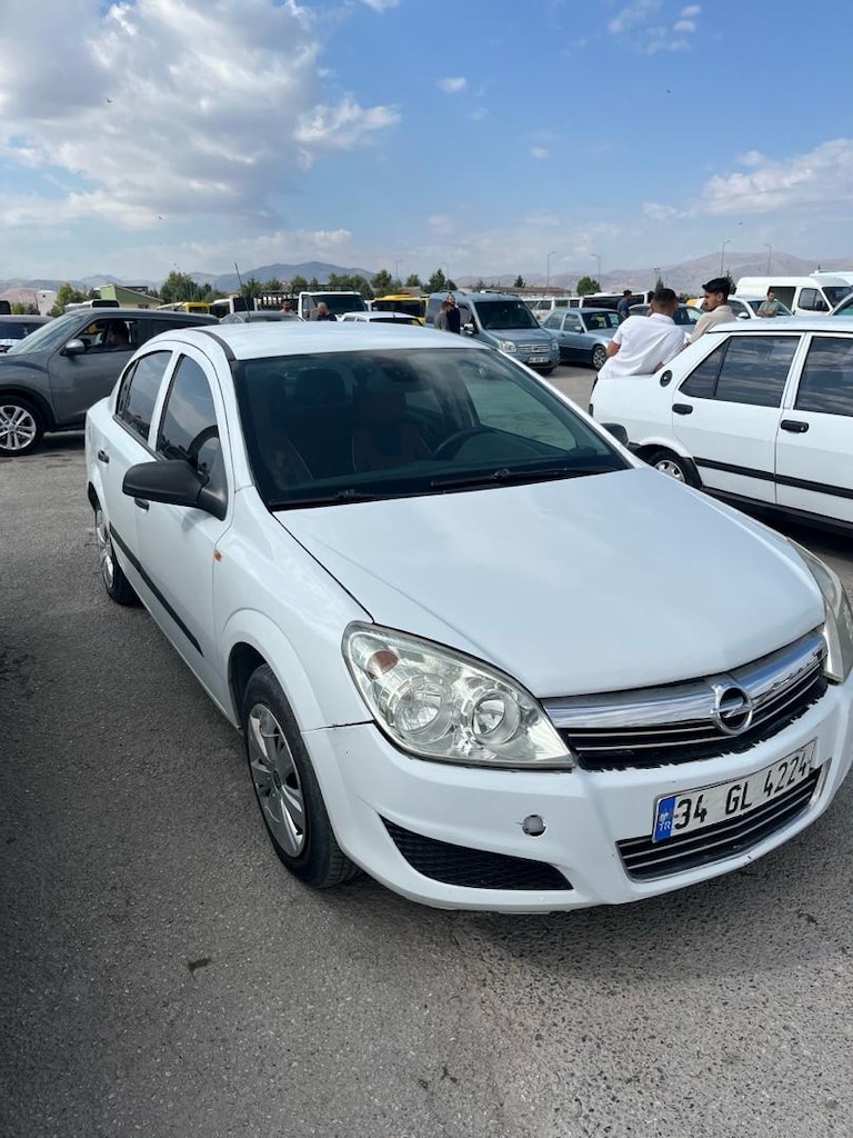 Opel Astra - 4